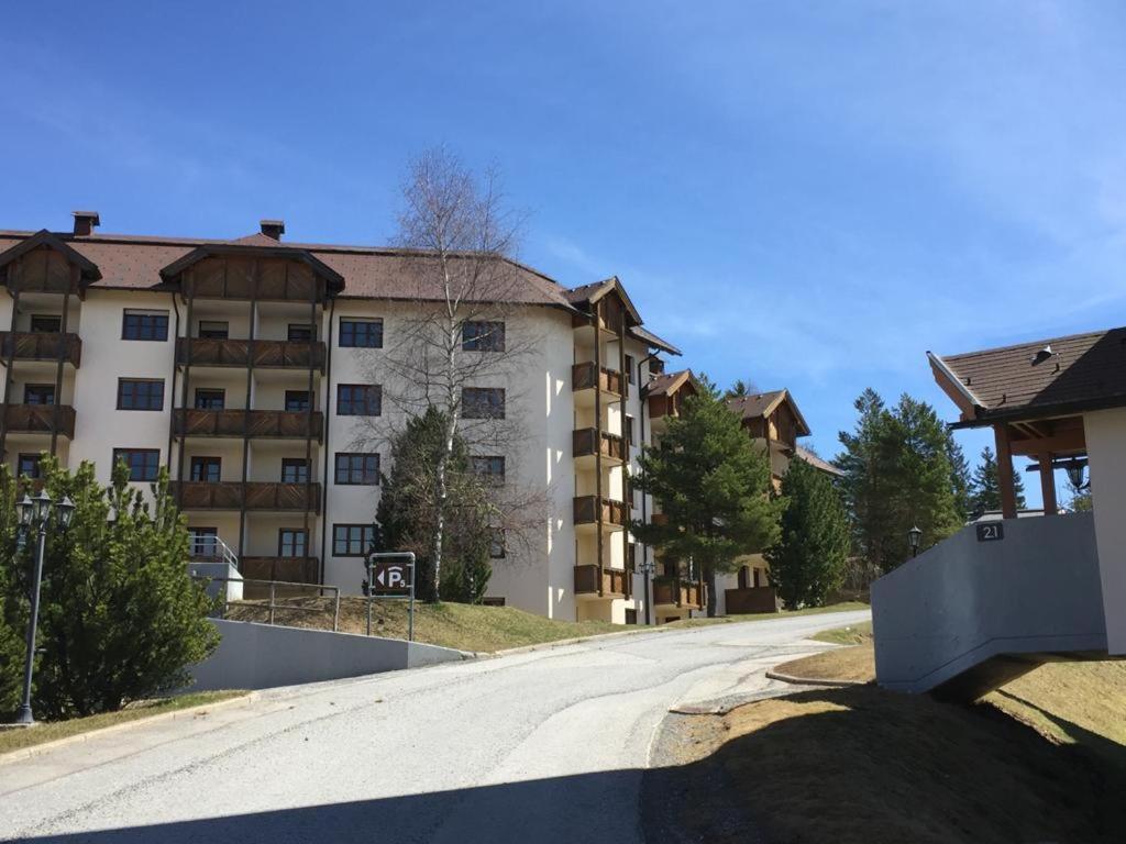 Familienapartment Sonne Und Schnee Kanzelhohe Luaran gambar